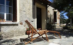 Trouli House